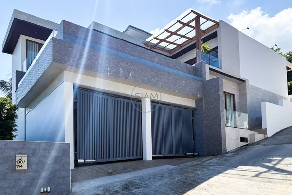 Modern 4 Bedroom Pool Villa in Bophut