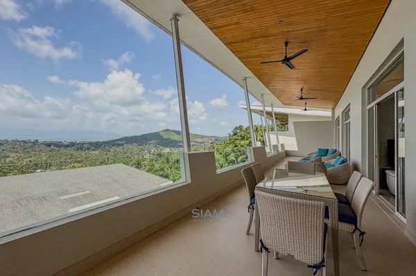 Newly Renovated 2 Bedroom Penthouse In Mae Nam