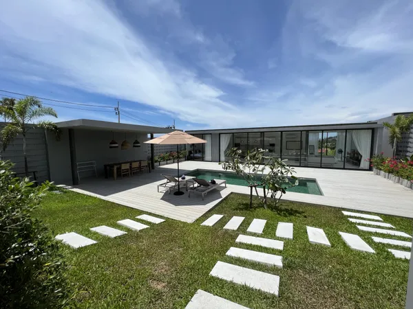 3 Bedroom Private Pool Villa For Sale In Choeng Mon